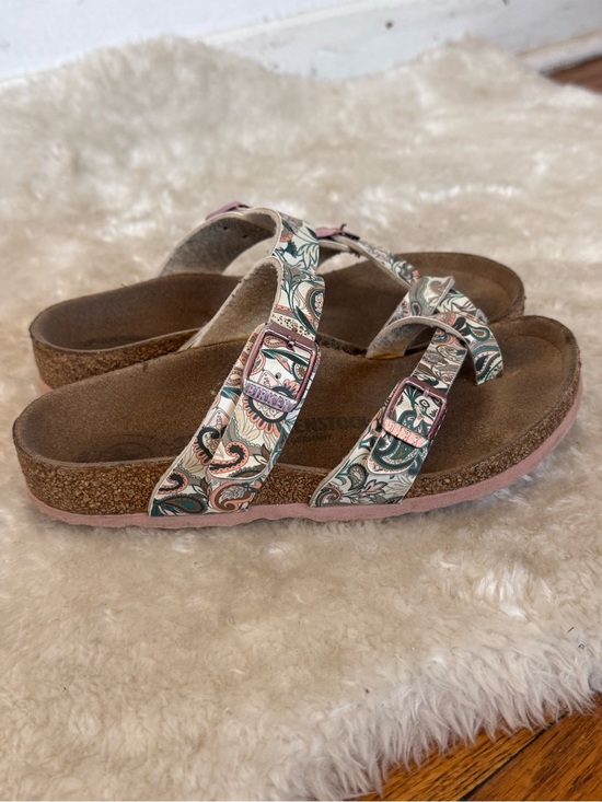 Birkenstock Other - Birkenstock Print Pink Cork Footbed Girls  Sandals Sz 31
